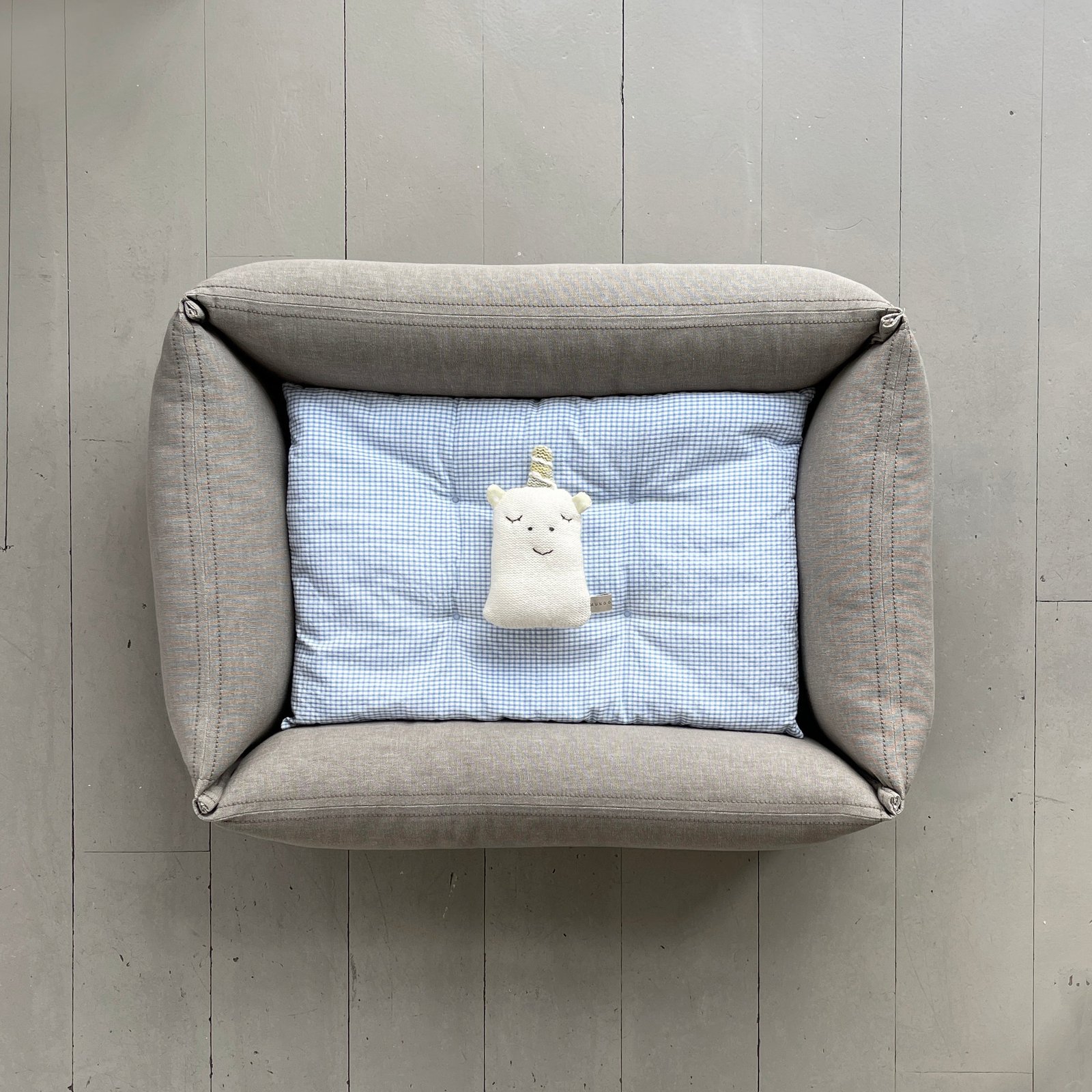 Classic Dog Bed - Image 3