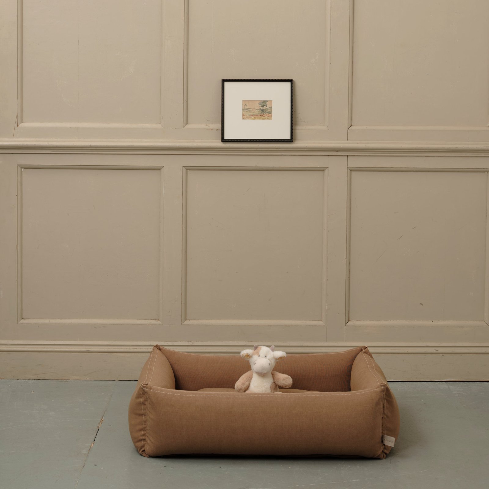 Classic Dog Bed - Image 5
