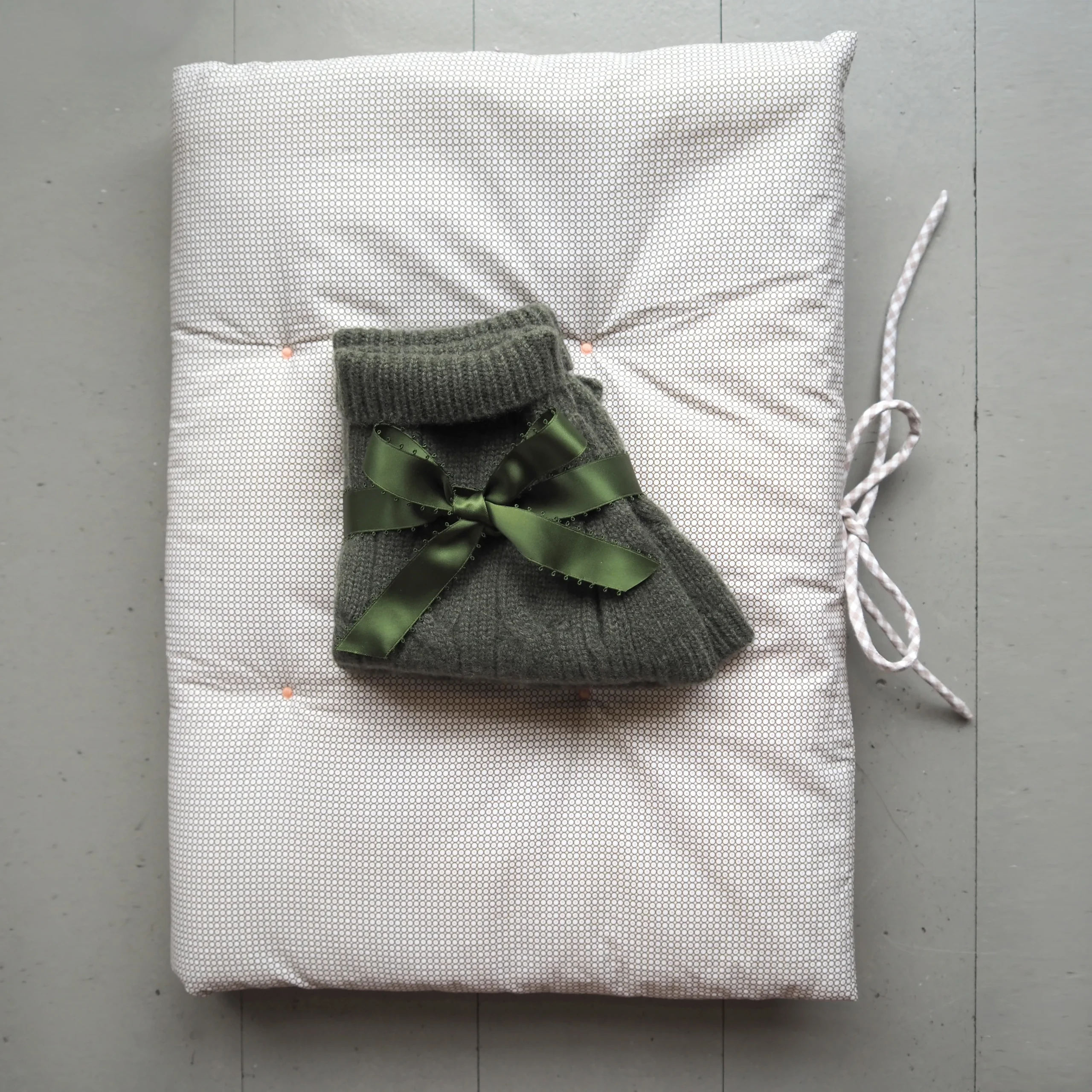 Cable Cashmere Dog Pullover - Image 3
