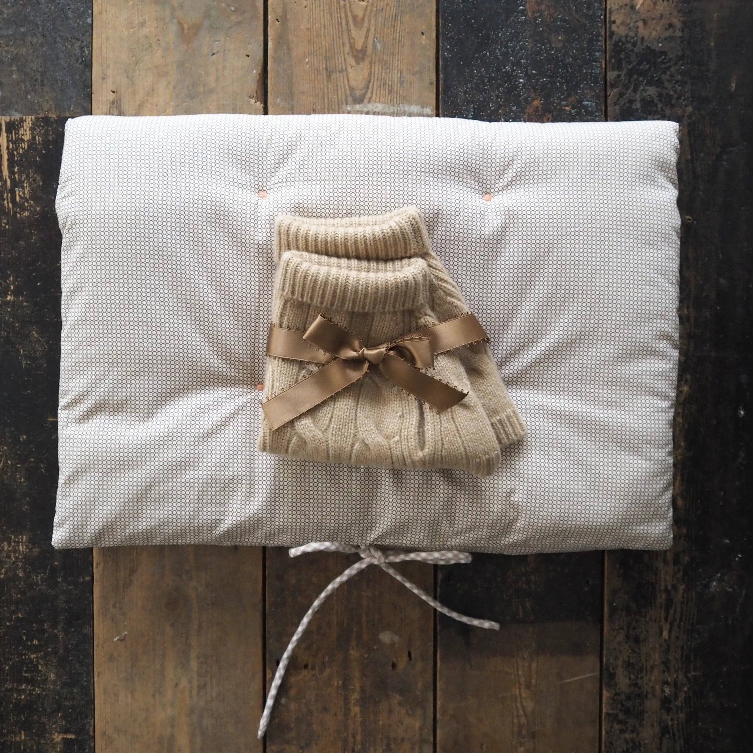 Cable Cashmere Dog Pullover - Image 4